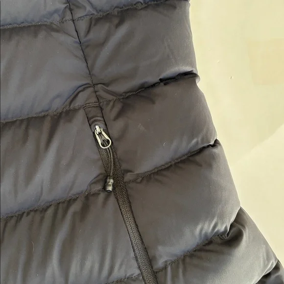 North Face 700 Goose Down Puffer Vest Black Women’s Size Small - Picture 8 of 15